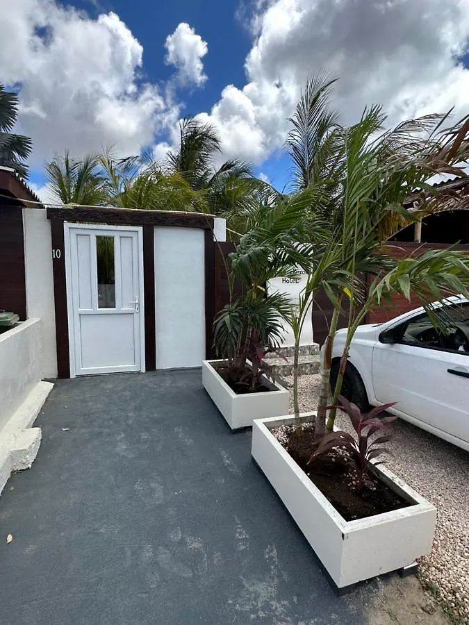 Studio - Begane Grond - Poolside Kralendijk